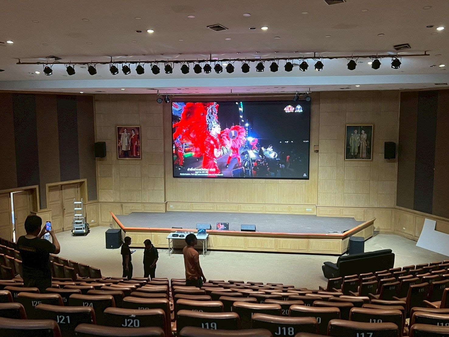 งานติดตั้งจอ LED P2.5 Indoor — มหาวิทยาลัยเกษตรศาสตร์ สกลนคร